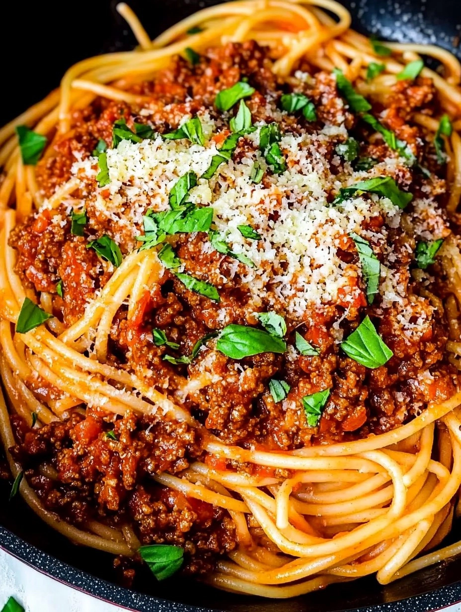 Classic Spaghetti Bolognese (Family Favorite)