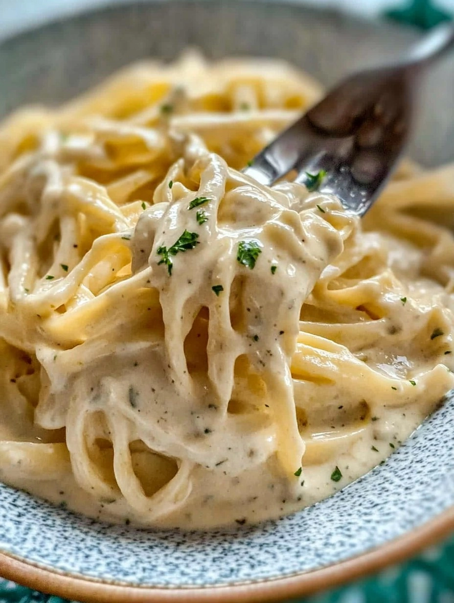 Creamy Alfredo Sauce | Homemade Creamy Alfredo