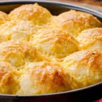 Cheesy-Garlic-Dinner-Rolls-Recipe