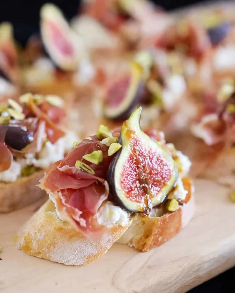 Fig-and-Prosciutto-Crostini-Recipe
